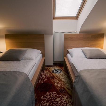 Apartman Richelieu Bardejov Exteriör bild